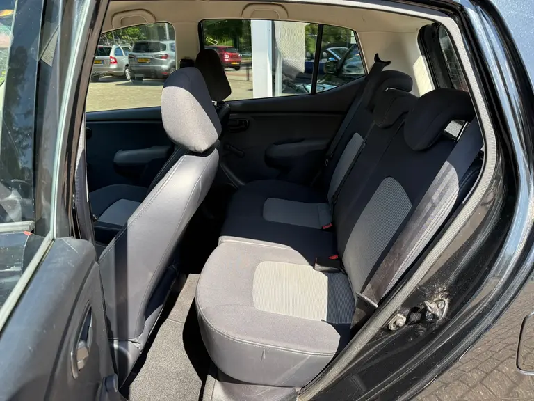 Hyundai i10 1.1 Pure l 1e eigenaar l APK 04-2026 afbeelding 8