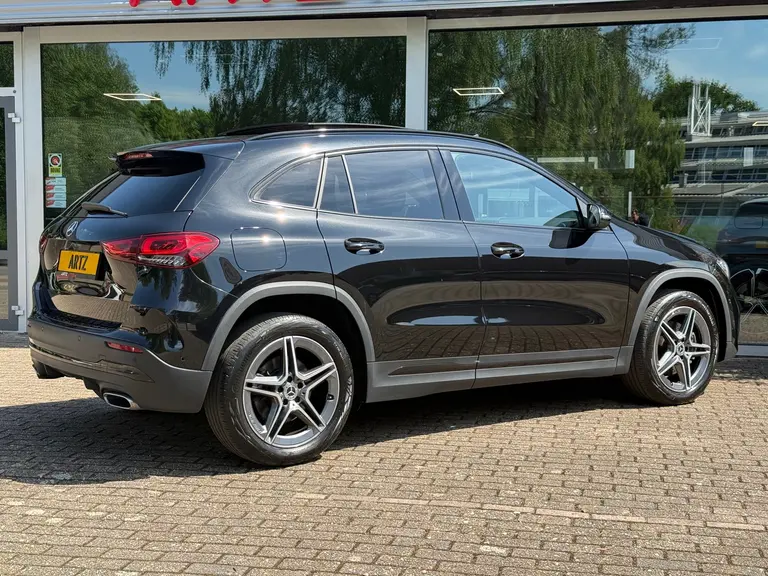Mercedes-Benz GLA 250 e AMG Line I Panoramadak I Multibeam afbeelding 7