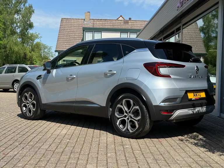 Renault CAPTUR (E-TECH PLUG-IN HYBRID) 160 INTENS afbeelding 6