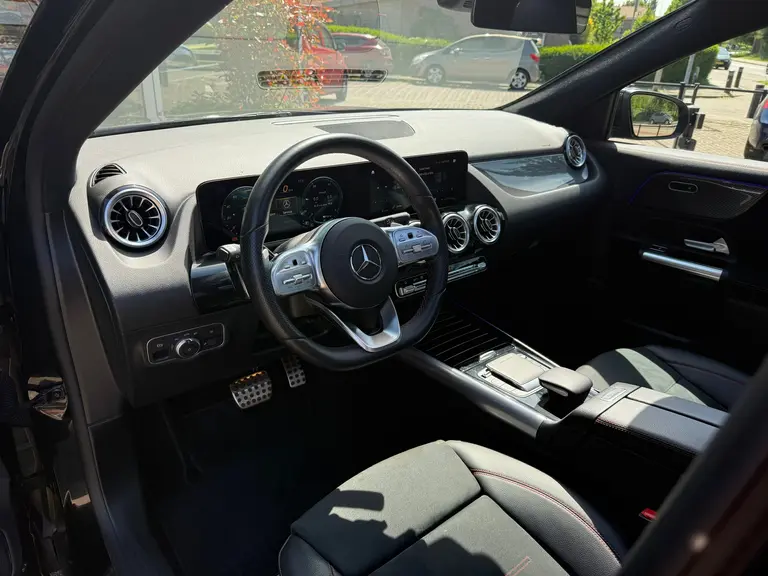 Mercedes-Benz GLA 250 e AMG Line I Panoramadak I Multibeam afbeelding 19