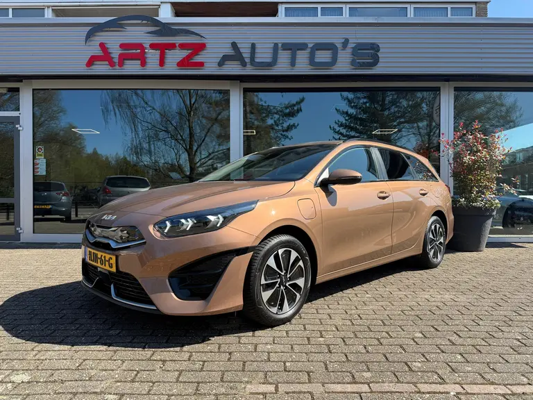 Kia Ceed Sportswagon 1.6 GDI PHEV DynamicPlusLine afbeelding 1