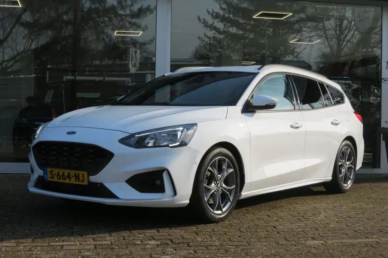 Ford FOCUS Wagon 1.0 EcoBoost ST-Line Adapt Cruise l Winter Pack afbeelding 5