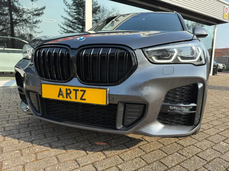 BMW X1 XDrive25e eDrive M Sport l Head-up l Leder afbeelding 3