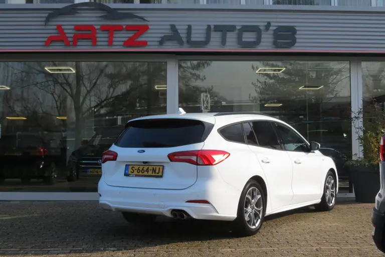 Ford FOCUS Wagon 1.0 EcoBoost ST-Line Adapt Cruise l Winter Pack afbeelding 3