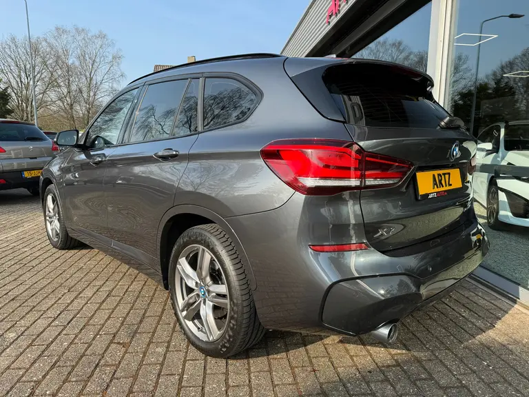 BMW X1 XDrive25e eDrive M Sport l Head-up l Leder afbeelding 4