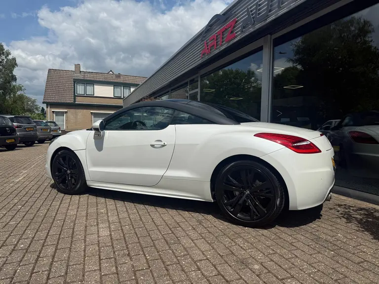 Peugeot RCZ 1.6 THP 200 pk Brownstone I JBL sound I Leder I Xenon afbeelding 3