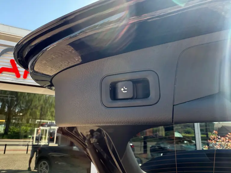 Mercedes-Benz GLA 250 e AMG Line I Panoramadak I Multibeam afbeelding 14