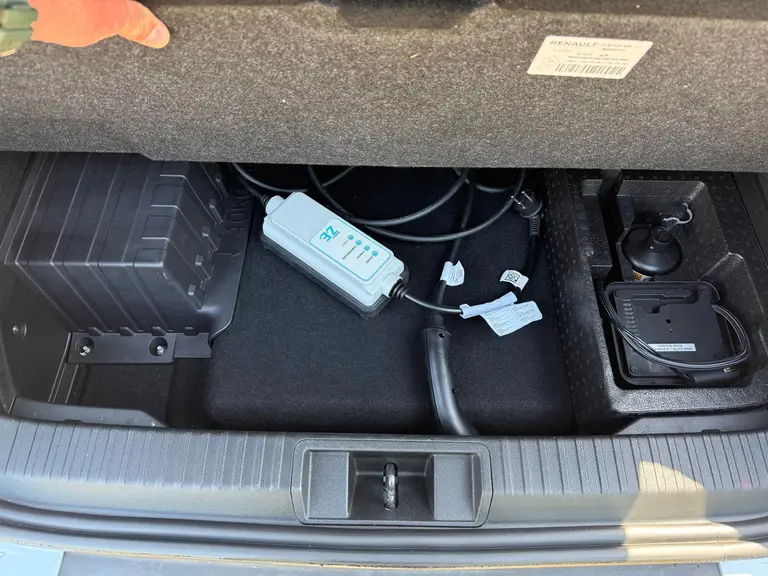Renault CAPTUR (E-TECH PLUG-IN HYBRID) 160 INTENS afbeelding 15