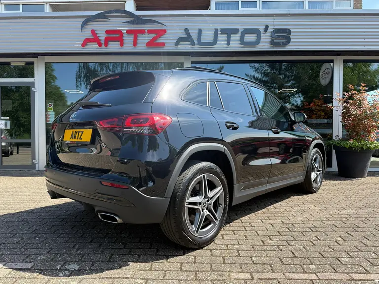 Mercedes-Benz GLA 250 e AMG Line I Panoramadak I Multibeam afbeelding 6