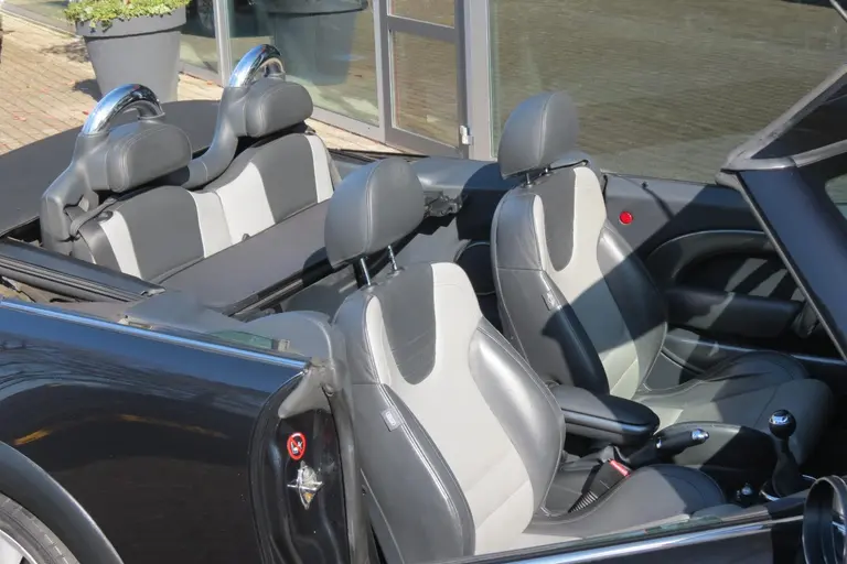 MINI Cabrio 1.6 Cooper Chili Cabriolet l Recaro leder l Xenon afbeelding 6