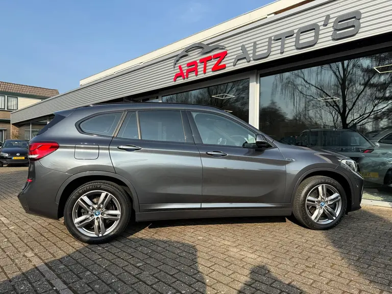 BMW X1 XDrive25e eDrive M Sport l Head-up l Leder afbeelding 13
