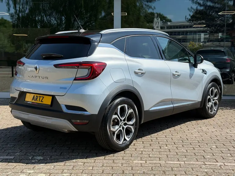 Renault CAPTUR (E-TECH PLUG-IN HYBRID) 160 INTENS afbeelding 8