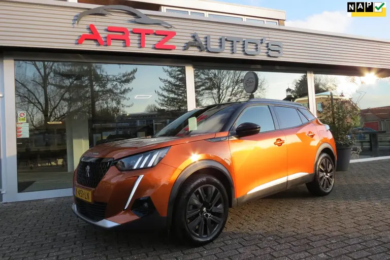 Peugeot 2008 1.2 PureTech 155 pk GT FOCAL-Sound l Pano-dak l Leder afbeelding 1