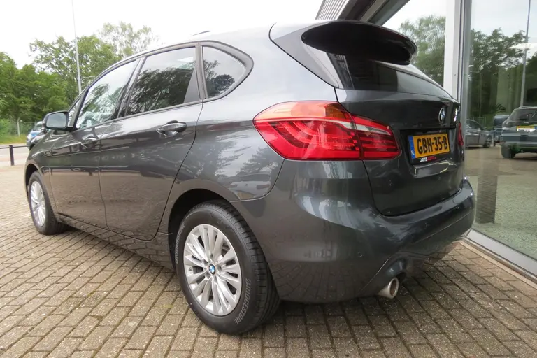 BMW 2 Serie Active Tourer 218i LCI High Executive l Panorama l Head-up l LED afbeelding 4