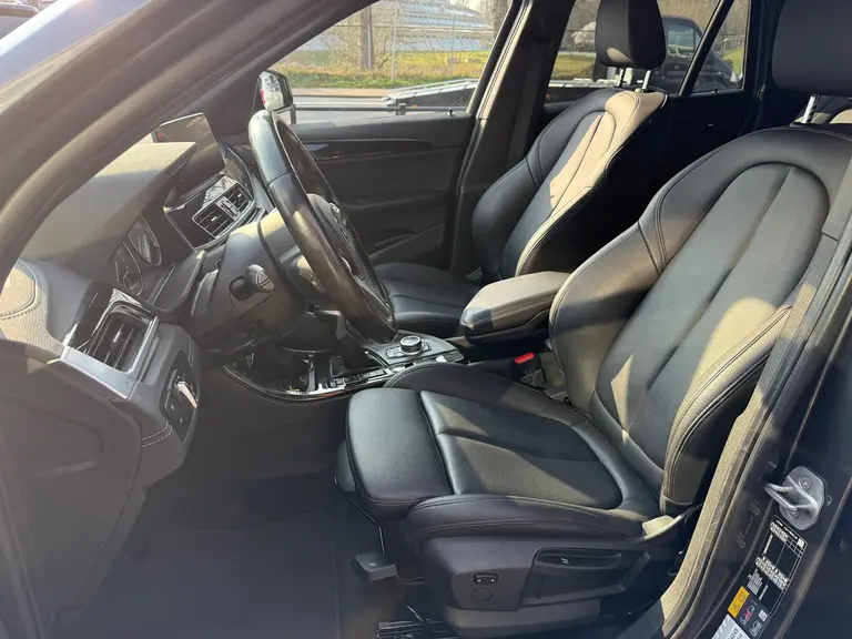 BMW X1 XDrive25e eDrive M Sport l Head-up l Leder afbeelding 10