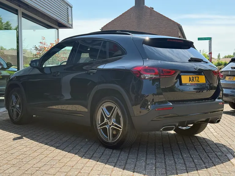 Mercedes-Benz GLA 250 e AMG Line I Panoramadak I Multibeam afbeelding 8