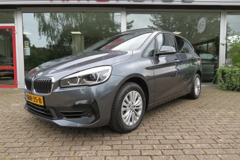 BMW 2 Serie Active Tourer 218i LCI High Executive l Panorama l Head-up l LED afbeelding 3