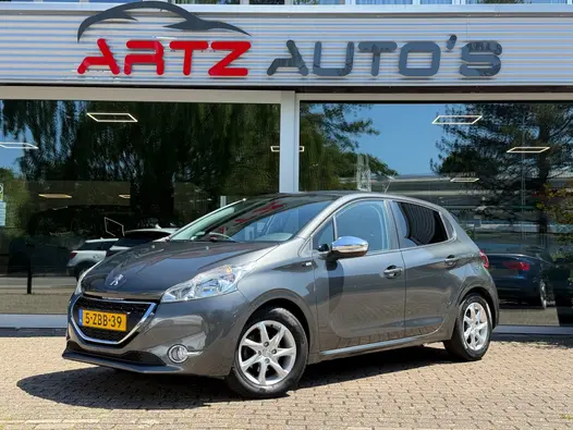 Peugeot 208 1.2 PureTech Style Automaat l Getint glas l Navi
