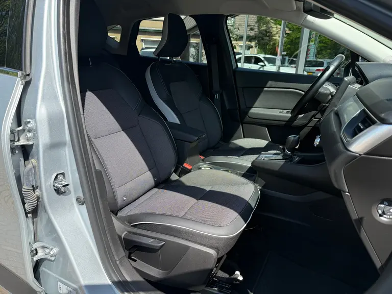 Renault CAPTUR (E-TECH PLUG-IN HYBRID) 160 INTENS afbeelding 13