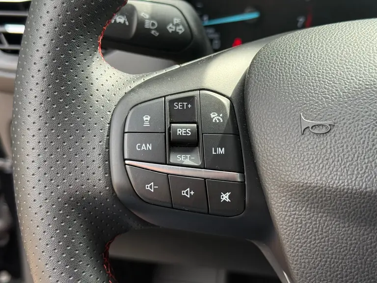 Ford FOCUS Wagon 1.0 EcoBoost Hybrid ST Line l BLIS l Winter pack l ACC l Cam afbeelding 23